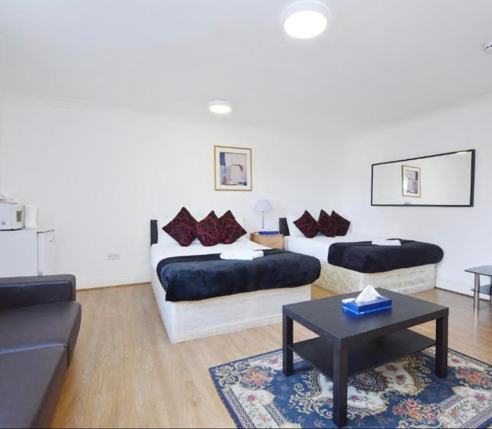 Cavali Hotel Лондон Экстерьер фото