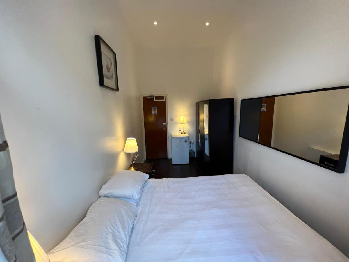 Cavali Hotel Лондон Экстерьер фото